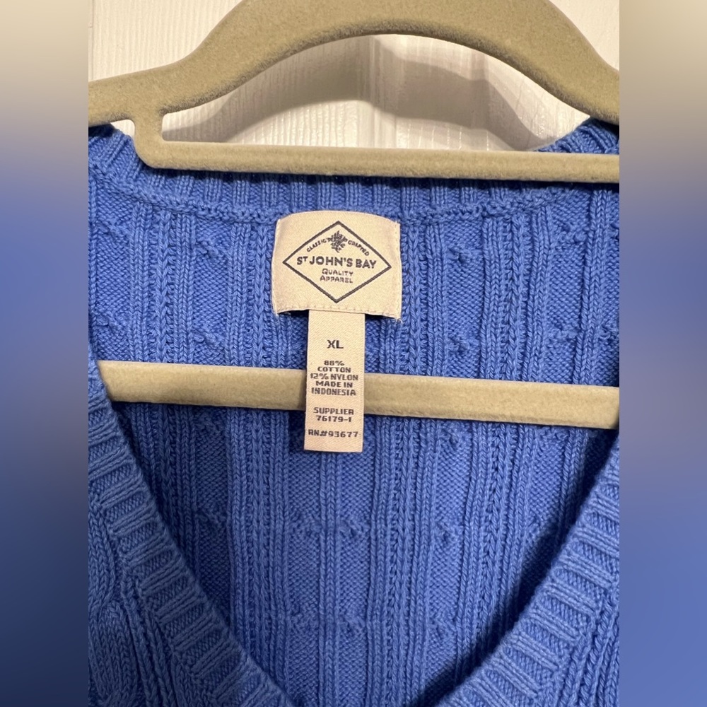 Women’s St Johns Bay Classic V Neck Sweater Sz XL Periwinkle Blue